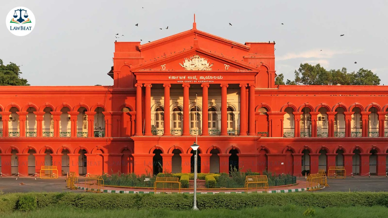 Mohammedan Law does not recognise adoption: Karnataka HC dismisses Muslim couples plea for adopting unborn Hindu child Mohammedan Law does not recognise adoption: Karnataka HC dismisses Muslim couples plea for adopting unborn Hindu child
